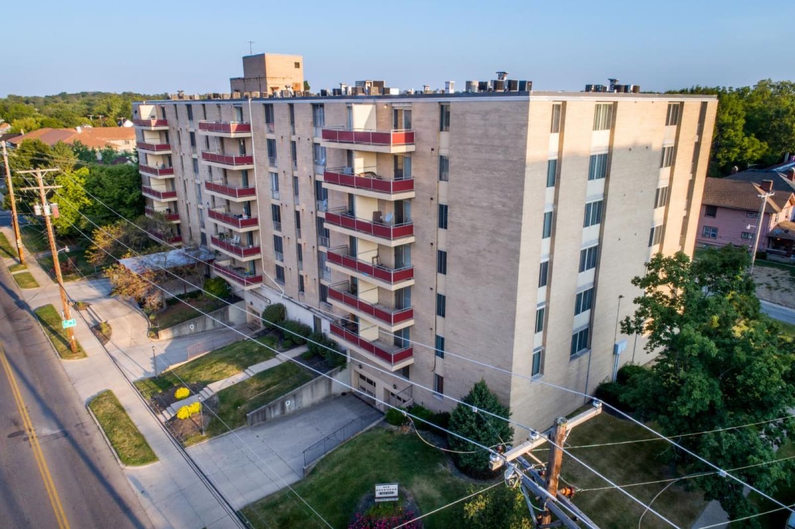 Rockwood Apartments exterior